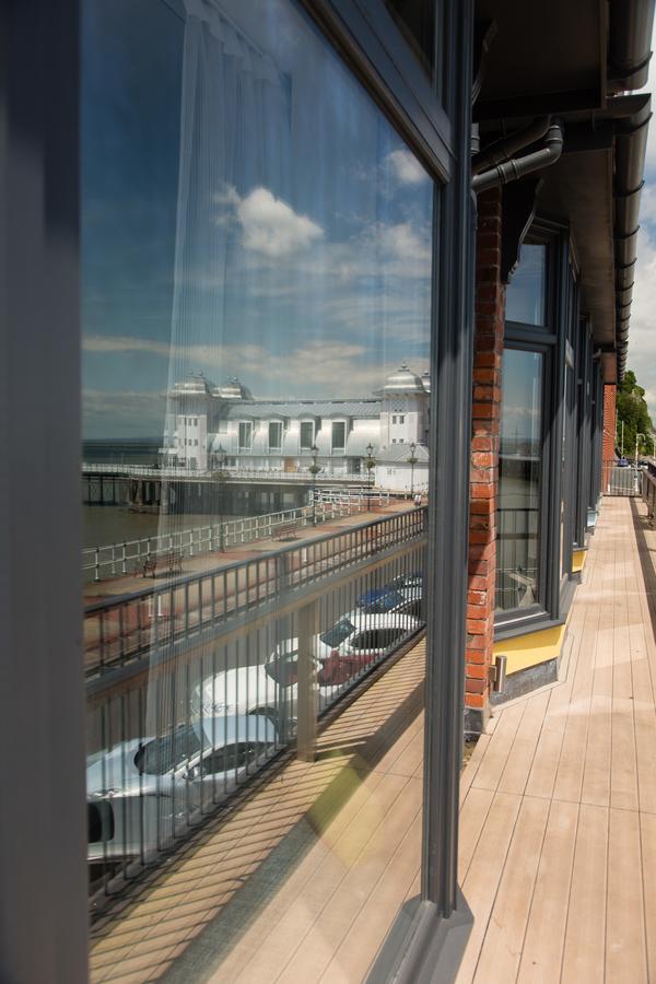 Hotel Restaurant James Sommerin Penarth Exteriér fotografie