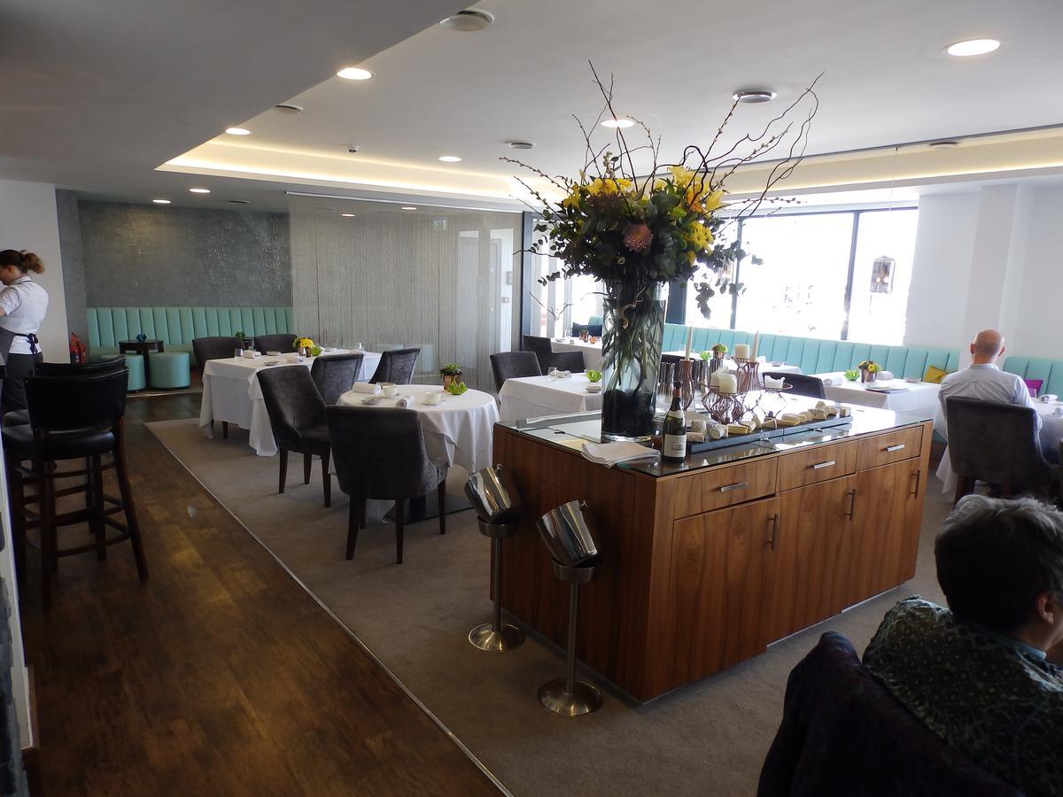 Hotel Restaurant James Sommerin Penarth Exteriér fotografie